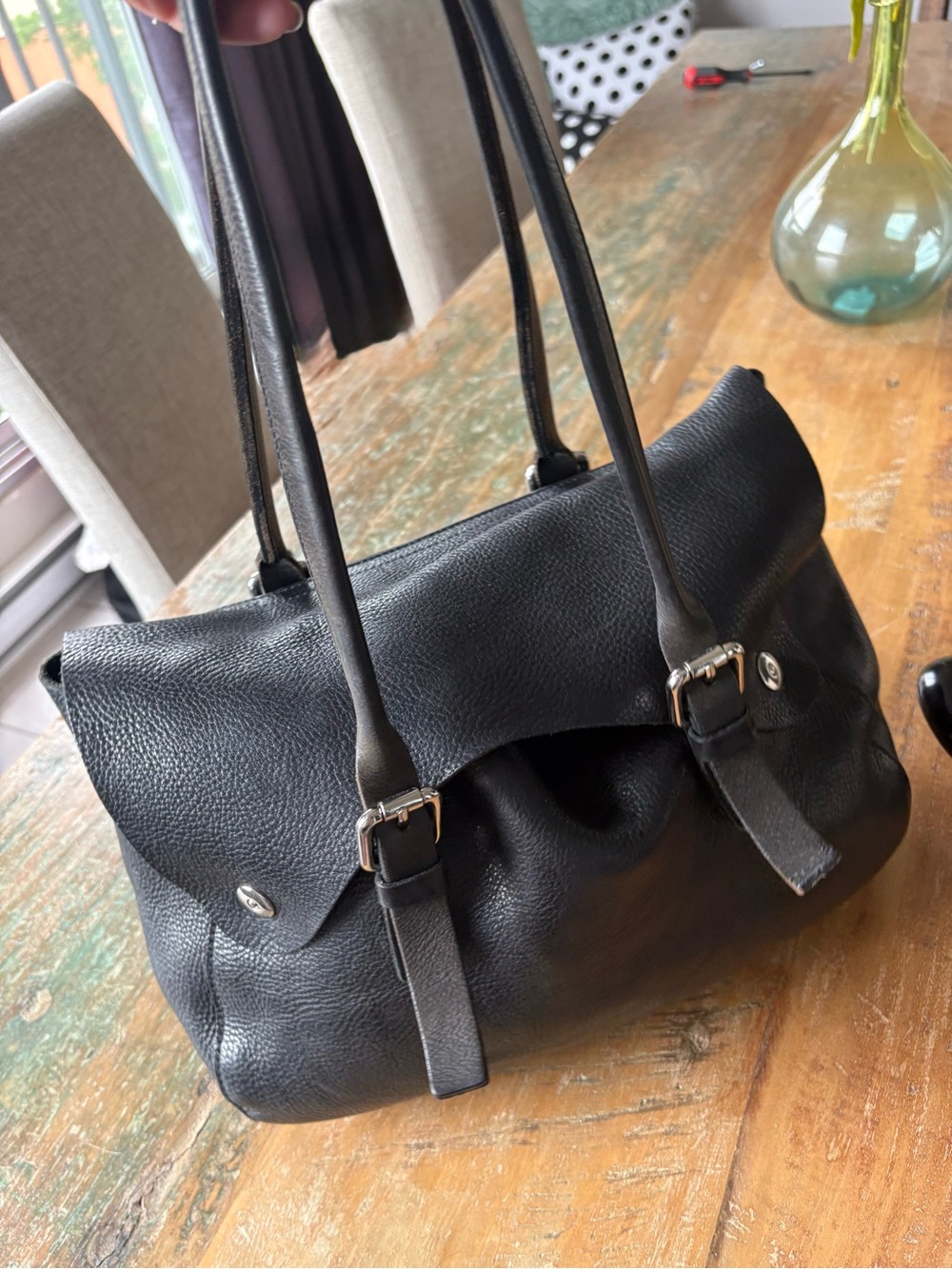 M051 real leather bag Classic Black Leather Shoulder Bag - Picture 5 of 15